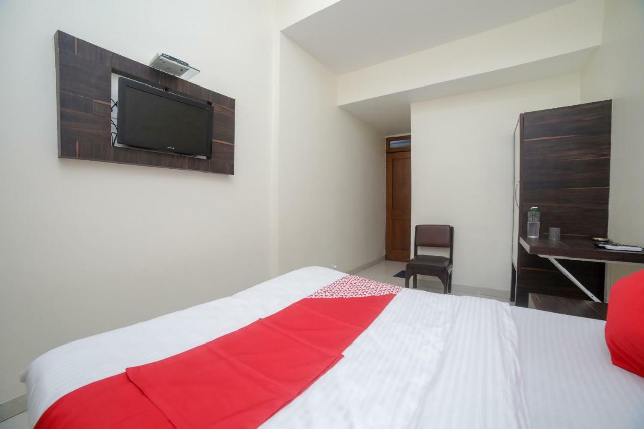 Oyo 46697 Hotel Gopi Nagpur Zewnętrze zdjęcie