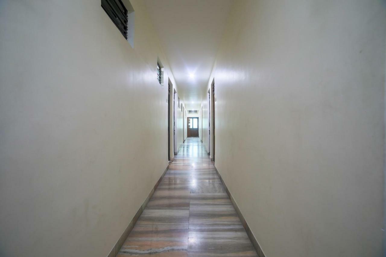 Oyo 46697 Hotel Gopi Nagpur Zewnętrze zdjęcie