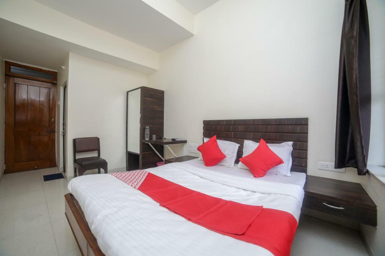 Oyo 46697 Hotel Gopi Nagpur Zewnętrze zdjęcie