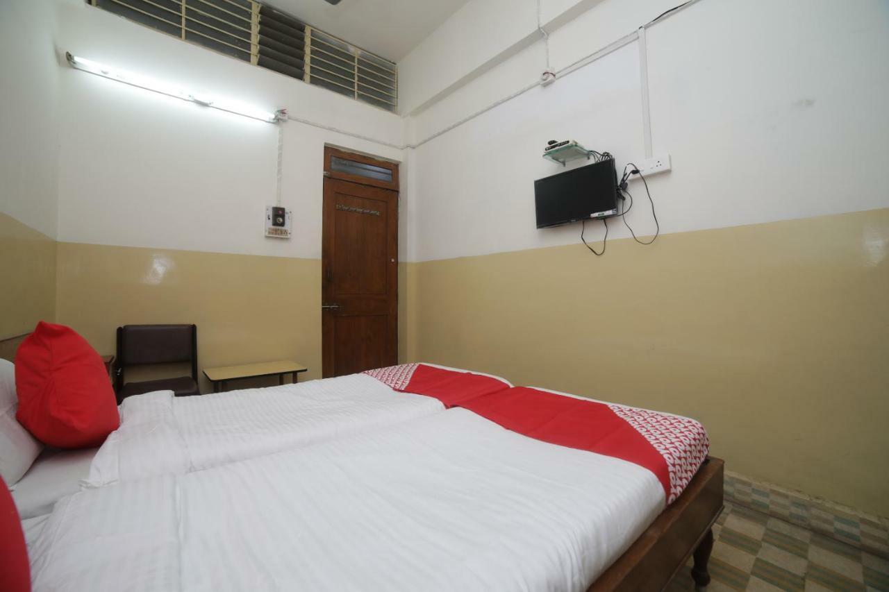 Oyo 46697 Hotel Gopi Nagpur Zewnętrze zdjęcie